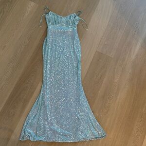 Windsor Sparkling Blue Maxi Dress